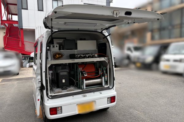 上水用管内カメラ車